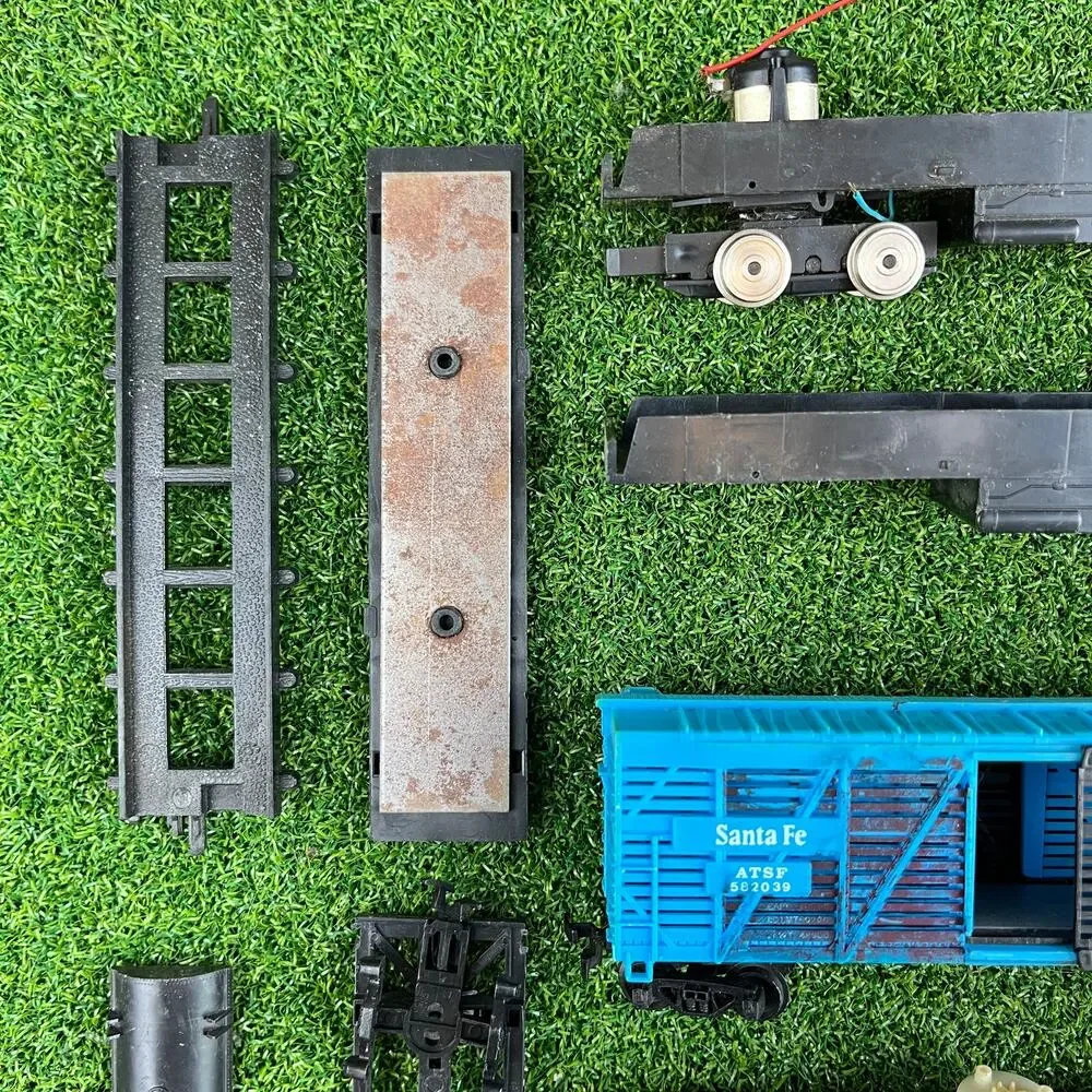 Vintage Lot HO Scale Model Train Parts Set